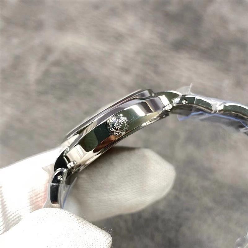 202457162344212 1000